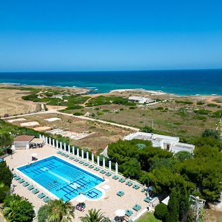 Calanca Apulian Residence Torre Santa Sabina Bagian luar foto