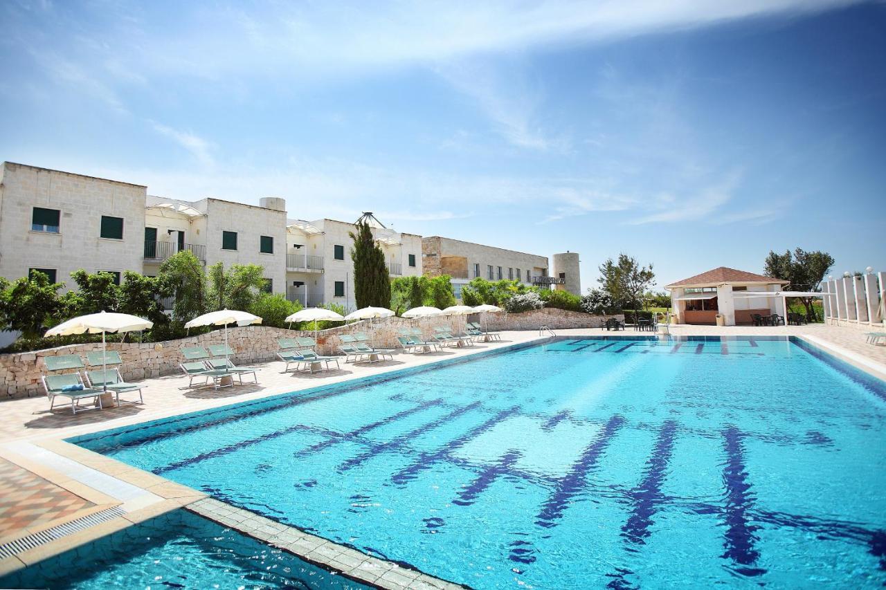 Calanca Apulian Residence Torre Santa Sabina Bagian luar foto