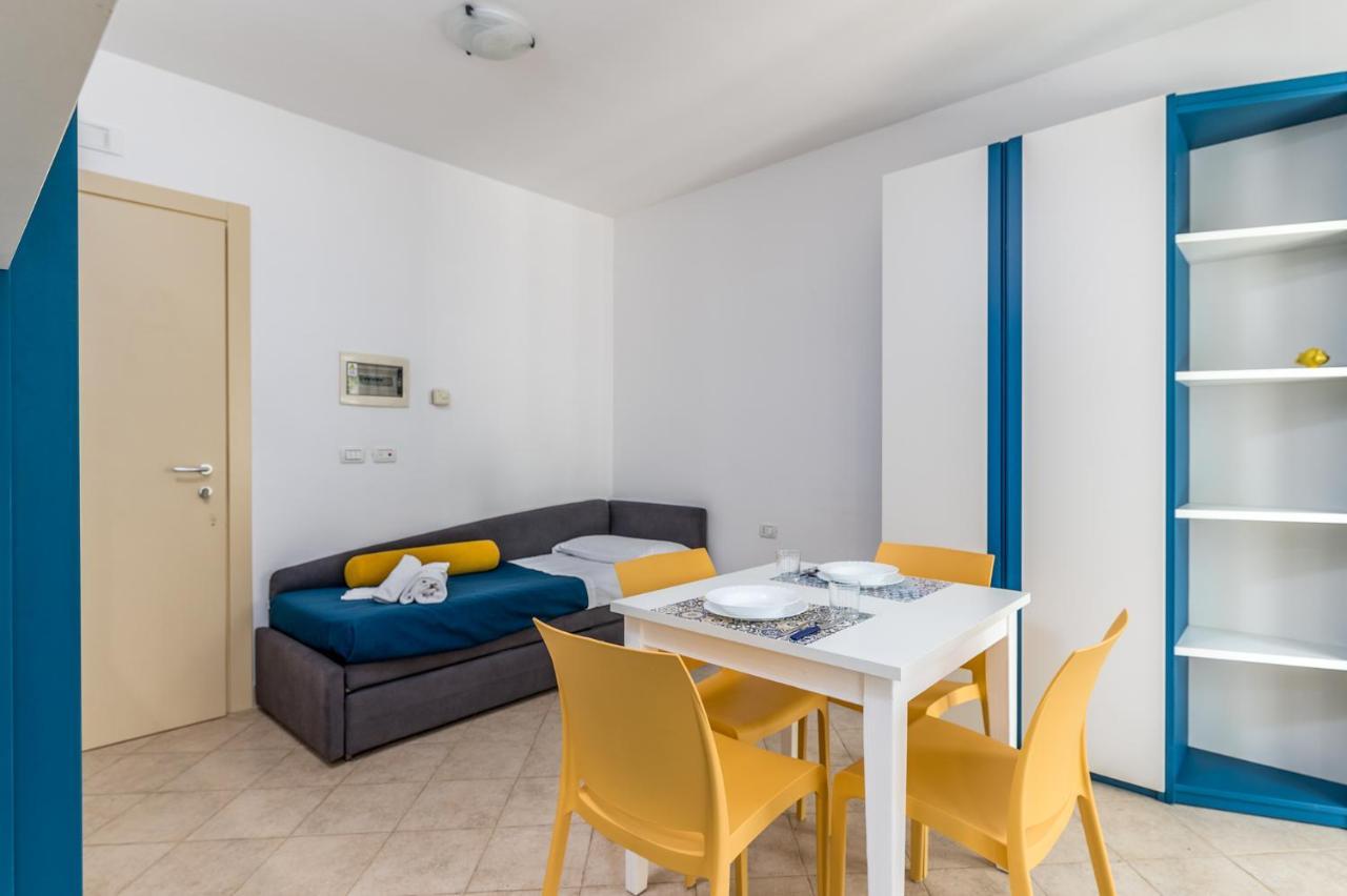 Calanca Apulian Residence Torre Santa Sabina Bagian luar foto