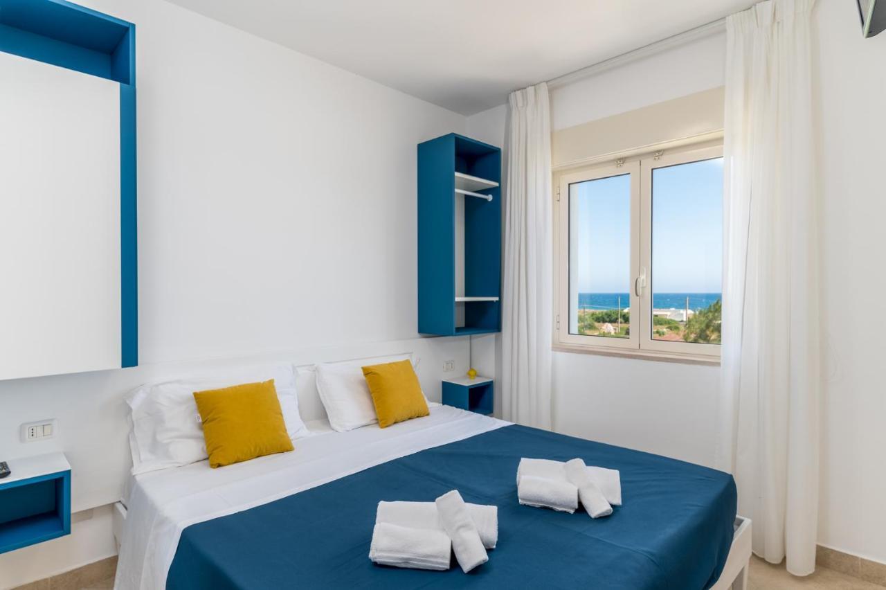 Calanca Apulian Residence Torre Santa Sabina Bagian luar foto