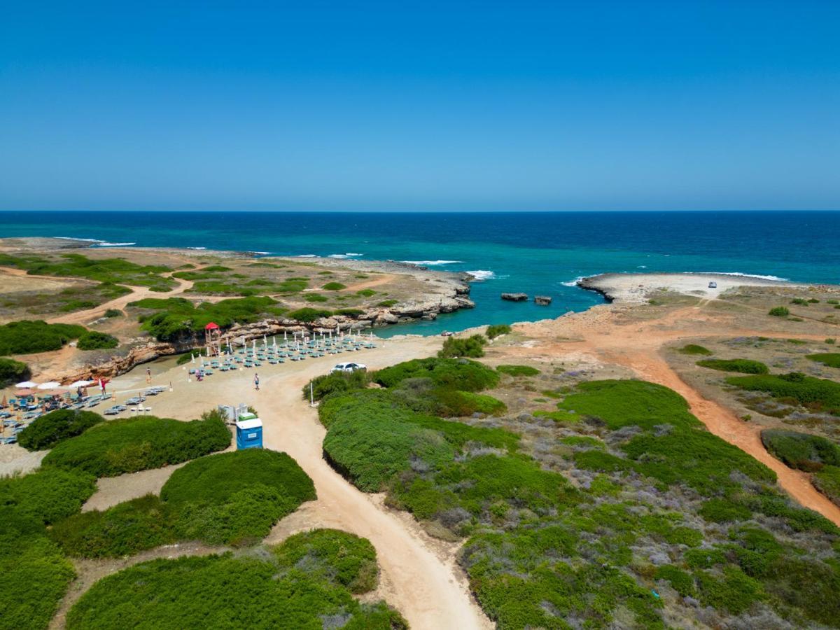 Calanca Apulian Residence Torre Santa Sabina Bagian luar foto