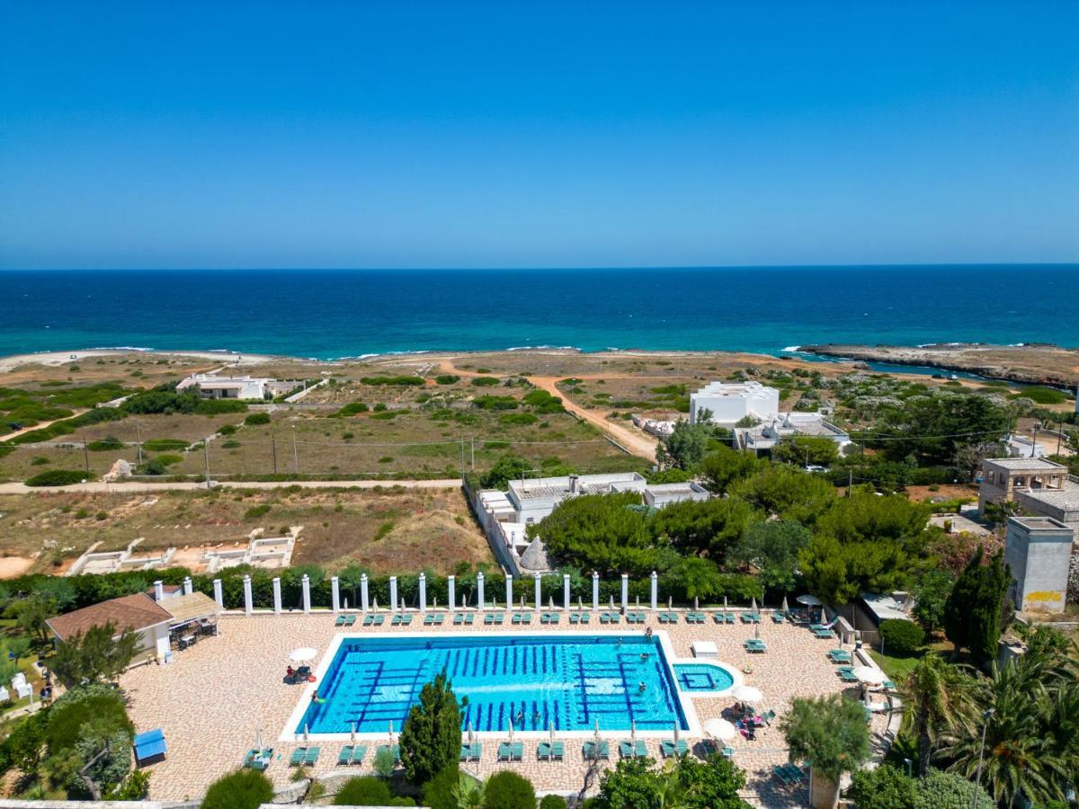 Calanca Apulian Residence Torre Santa Sabina Bagian luar foto